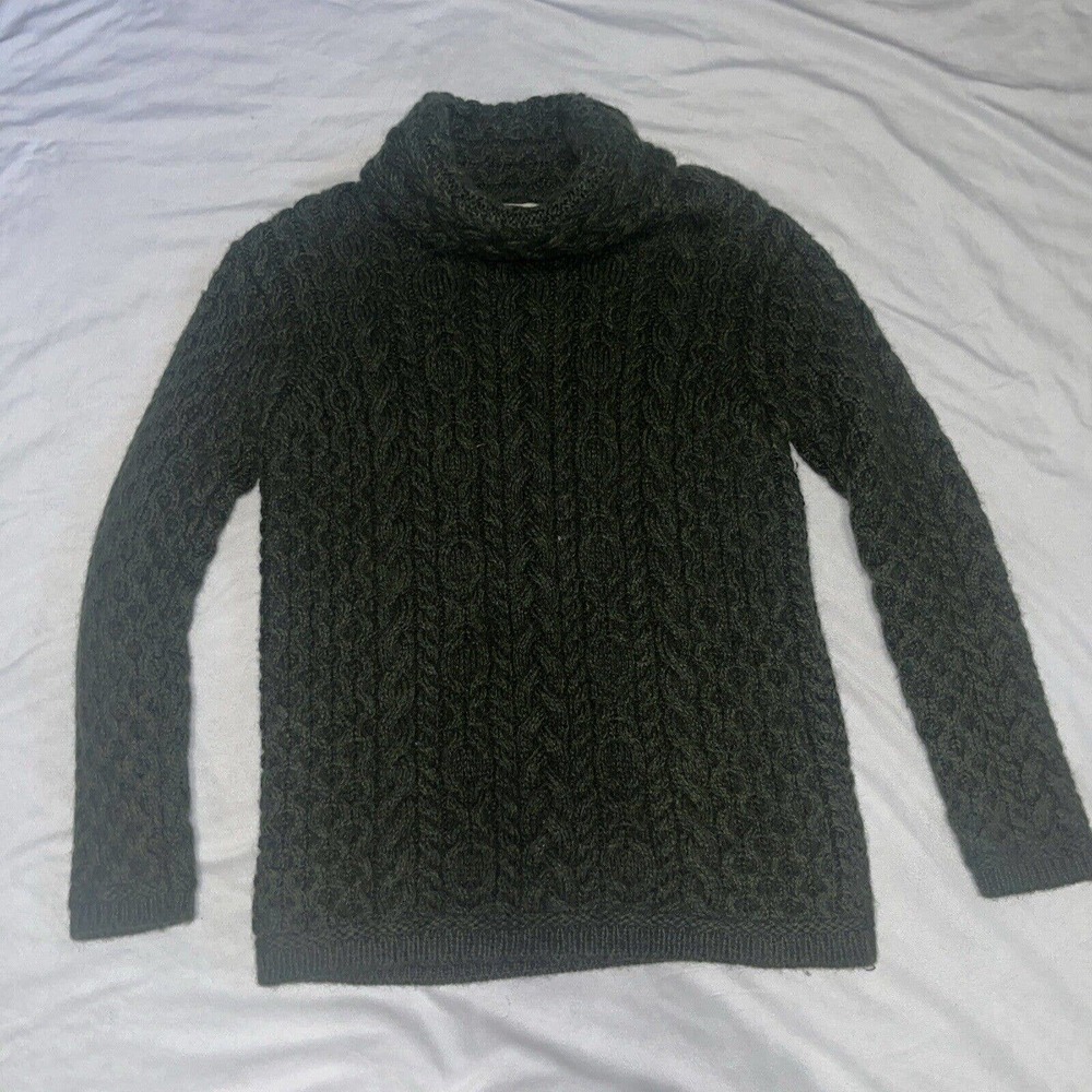 Cozy green Cable Knit Turtleneck Sweater